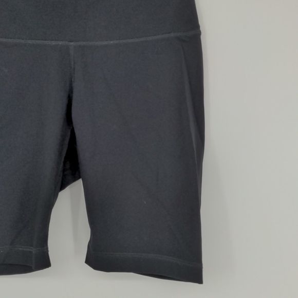 Everlane Women's The Perform Bike Short Size Extra Small Black Lightweight - Picture 5 of 12